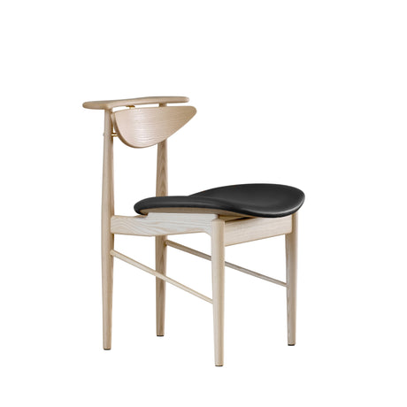 Karmstolen, ask klar olie af Finn Juhl - Nevada læder (sort) - Jacobsen Plus