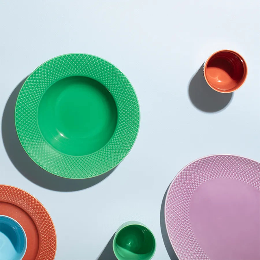 Rhombe ovalt fad, lys lilla fra Lyngby Porcelæn