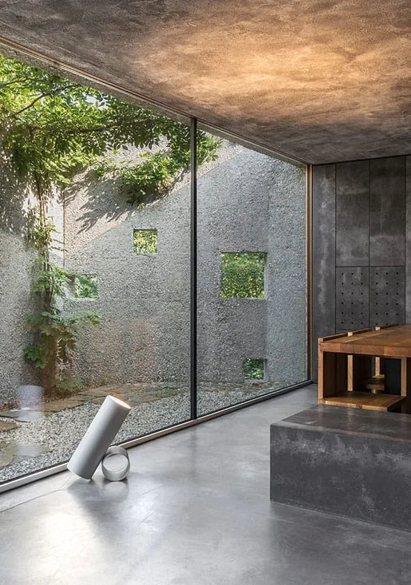 Sawaru gulvlampe fra Flos