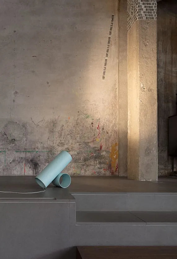 Sawaru gulvlampe fra Flos