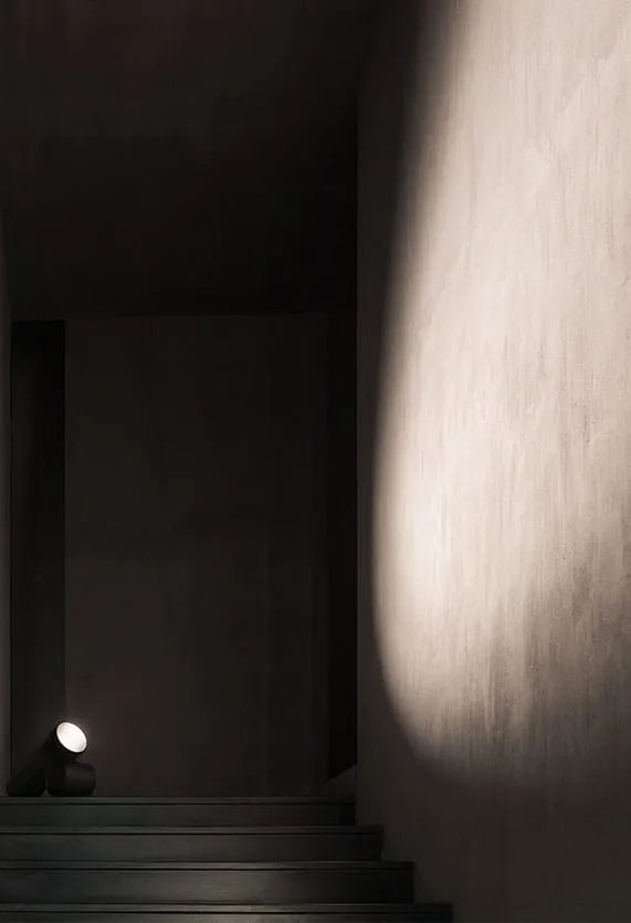 Sawaru gulvlampe fra Flos