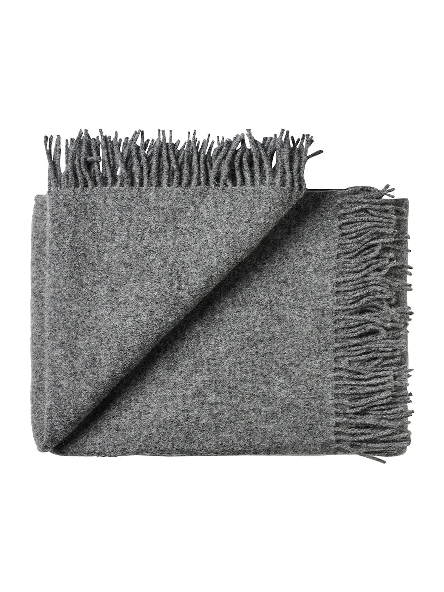 Season Plaid, dark nordic grey fra Silkeborg Uldspinderi