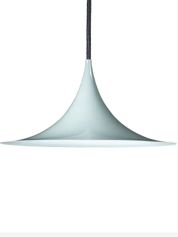 Semi Pendel fra GUBI