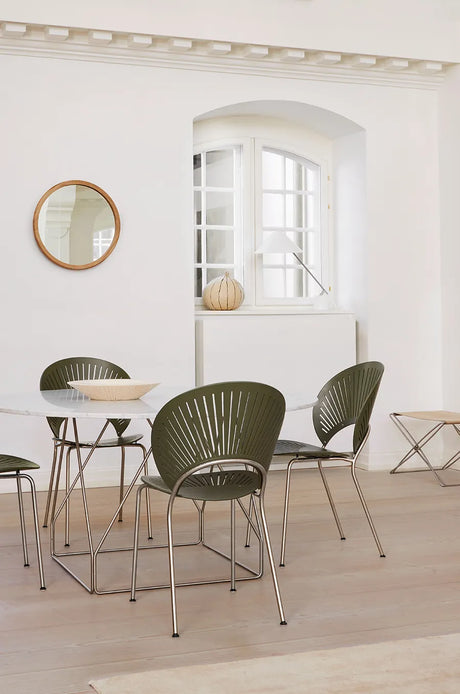 Silhouette Spejl Ø55 fra Fredericia Furniture - Eg - Jacobsen Plus