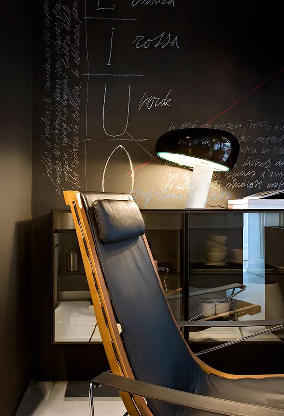 Snoopy Bordlampe, black fra Flos