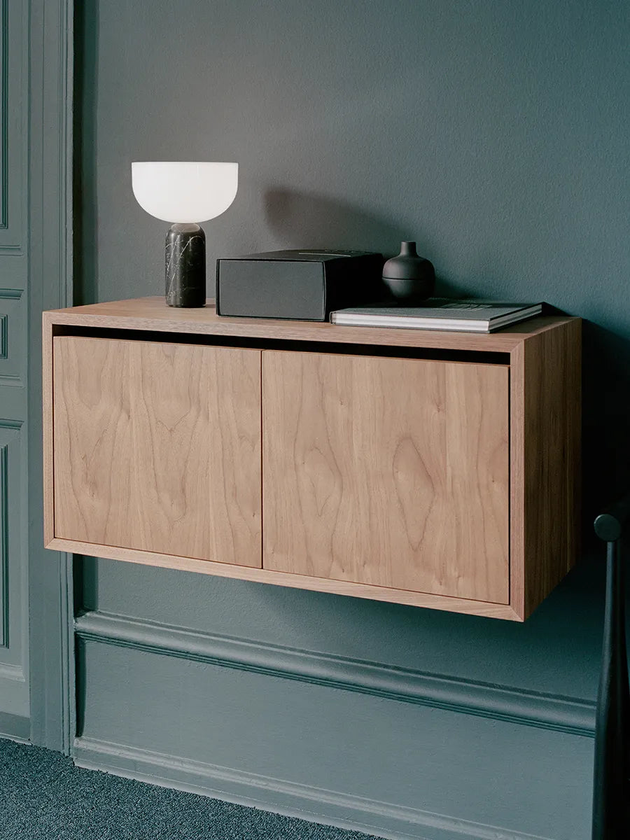 Cabinet Low w. Doors fra New Works