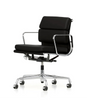 Soft Pad Chair EA 217 Kontorstol, sort læder/krom stel fra Vitra