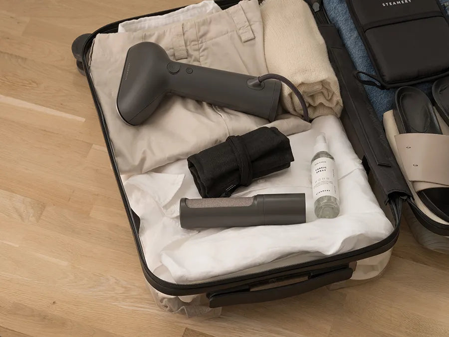 Lint Brush, Dark Grey fra Steamery Stockholm