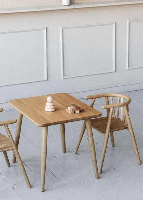 Storm Børnestol, eg fra Oaklings - 2 - Jacobsen Plus