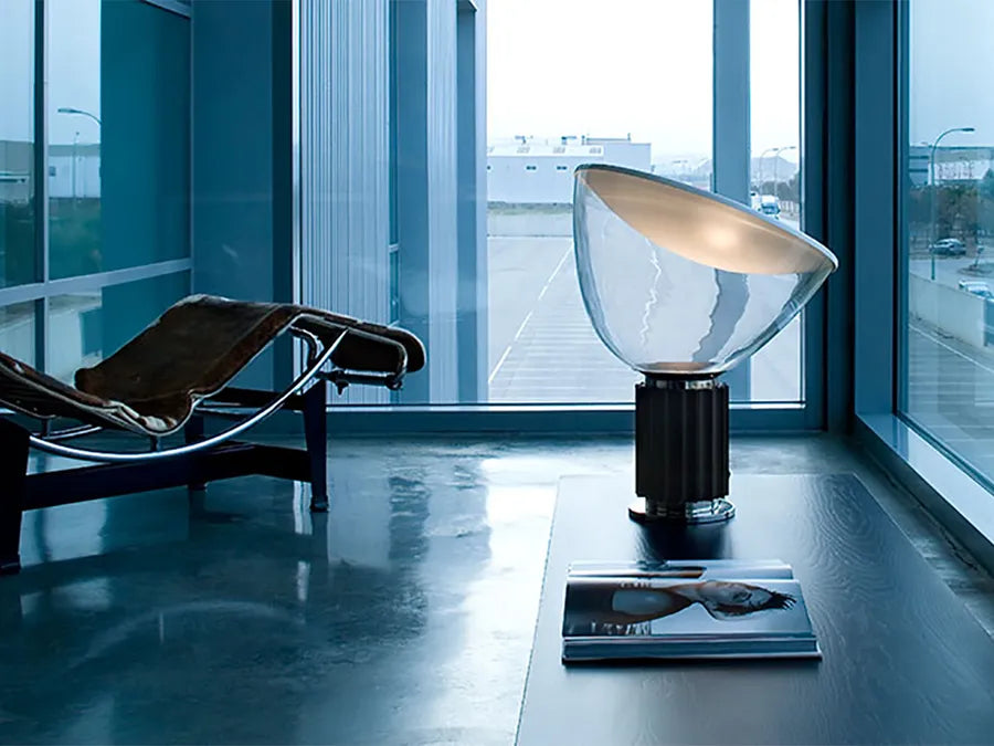 Taccia Bordlampe fra Flos