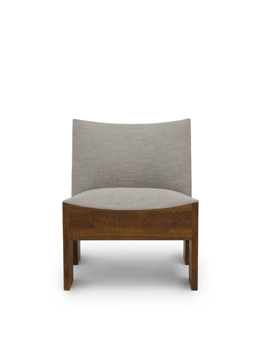 Tenon Lounge Chair, fumed oak fra New Works