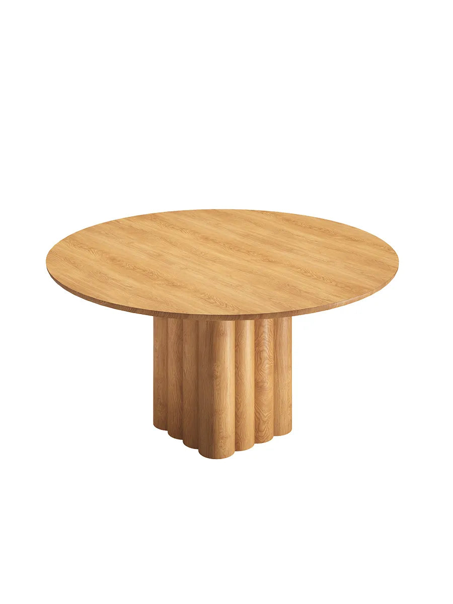 Plush Table Round fra DK3 - Olieret eg / Ø 150 cm + 2 tillægsplader - Jacobsen Plus