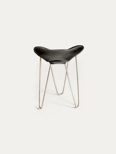 TRIFOLIUM Stool fra OX Denmarq - Blankt / Sort læder - Jacobsen Plus