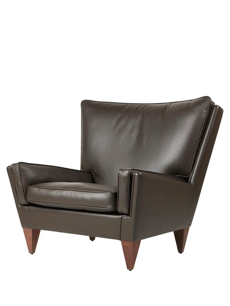 V11 Lounge Chair, smooth leather coffee fra GUBI - 1 - Jacobsen Plus