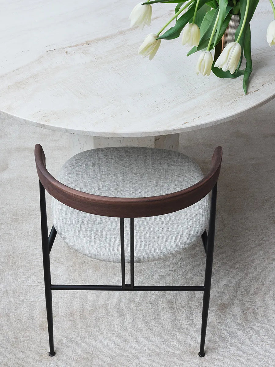 Violin Dining Chair, american walnut fra GUBI - 3 - Jacobsen Plus