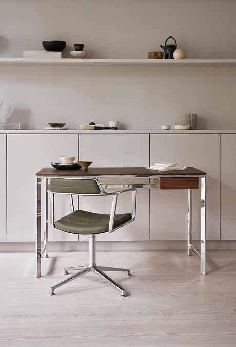 Vipp430 Studio Desk Drawer fra Vipp - Eg - Jacobsen Plus