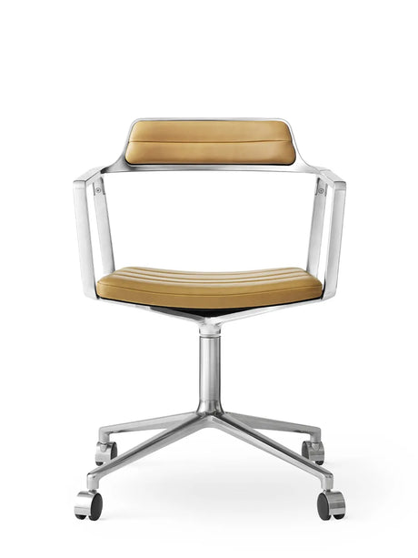 VIPP452 Swivel Chair m/hjul, sand læder fra Vipp - 1 - Jacobsen Plus