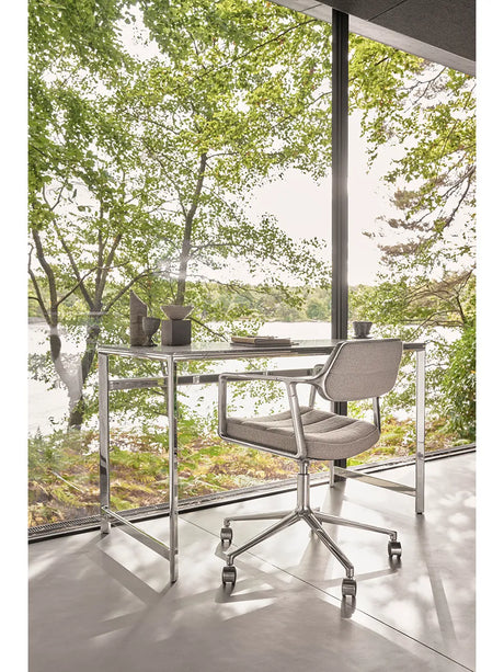 VIPP453 Swivel+ Chair, dark sand tekstil fra Vipp - 2 - Jacobsen Plus