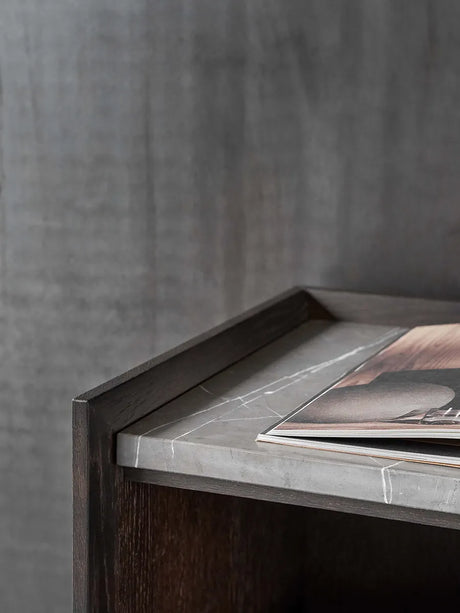 VIPP675 Cabinet H4 fra Vipp - Dark Oak - Jacobsen Plus