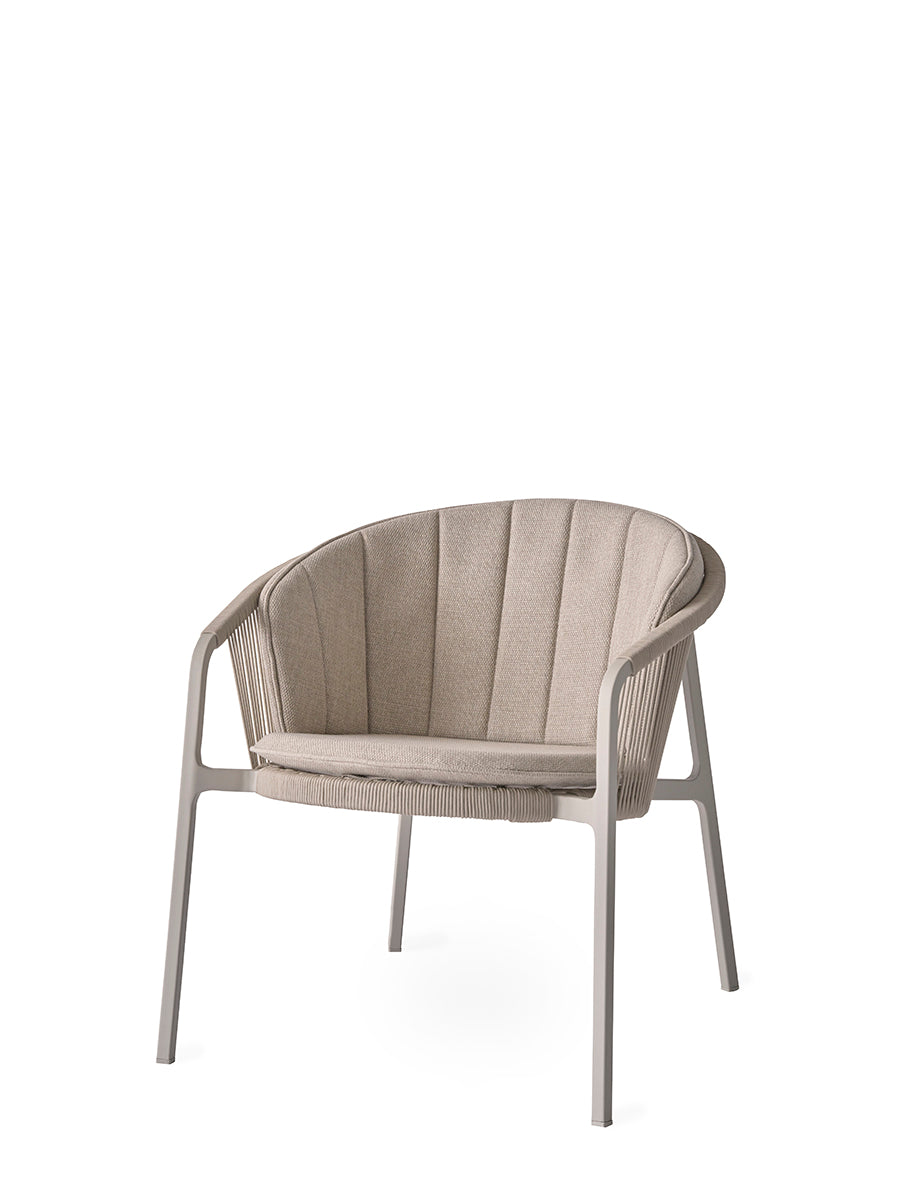 Ryghynde til VIPP712 Lagrasse Lounge Chair fra Vipp - 2 - Jacobsen Plus