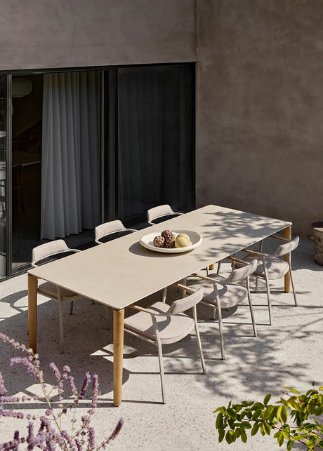 VIPP719 Outdoor Table 250 x 100 cm fra Vipp - 2 - Jacobsen Plus