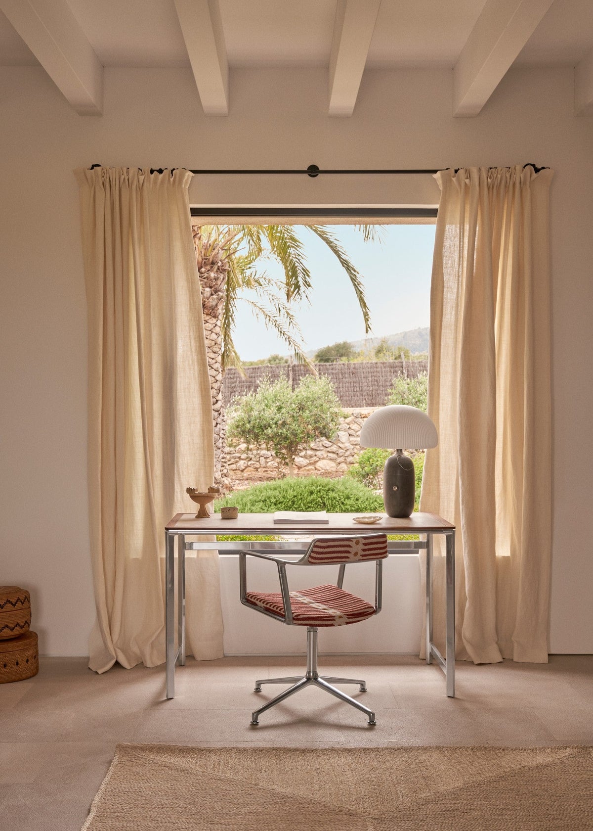 Vipp - VIPP452 Swivel Chair, Mallorca Edition - 3 - Jacobsen Plus