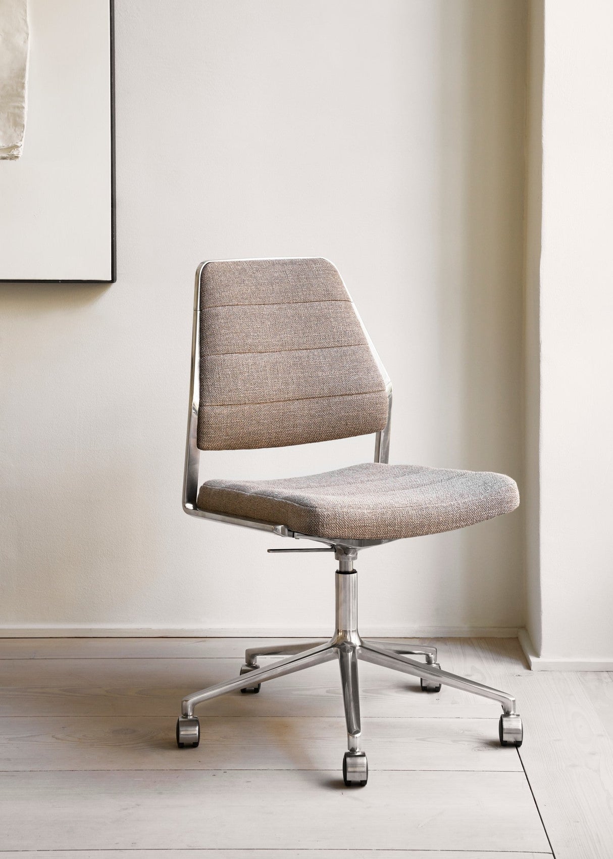 Vipp454+ Swivel Chair m/hjul - 2 - Jacobsen Plus