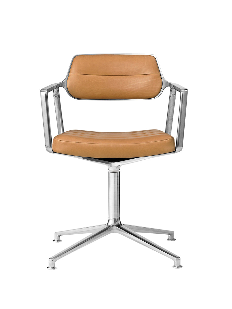 VIPP453 Swivel Chair fra Vipp - Sand læder - Jacobsen Plus