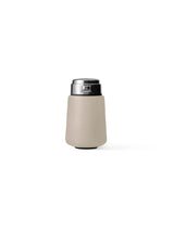 Sæbedispenser til væg, Holger's Beige fra Vipp - 2 - Jacobsen Plus