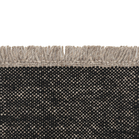 Yield Naturally Coloured Fringes tæppe, 0191 fra Kvadrat - 180 x 240 cm - Jacobsen Plus